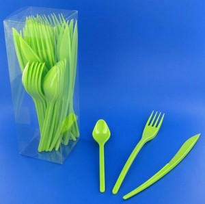 SET COUVERTS PLASTIQUE ANIS P/10