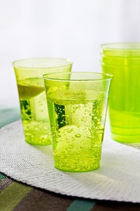 VERRE PLASTIQUE VERT ANIS P/10